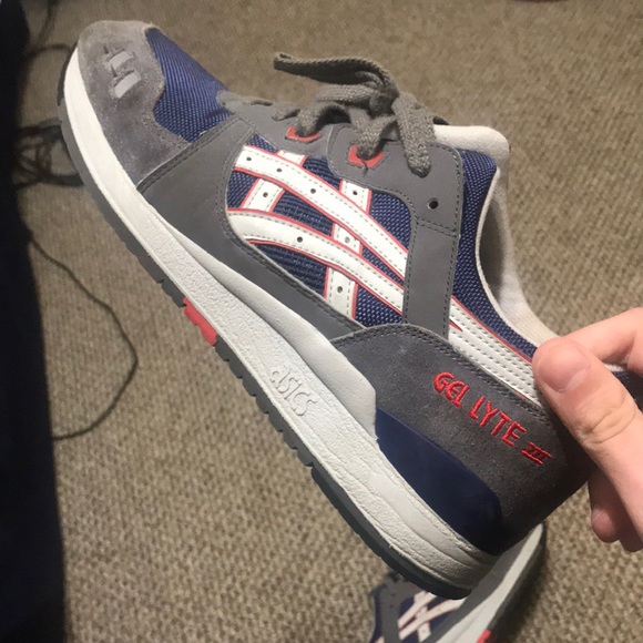 asics gel lyte split tongue